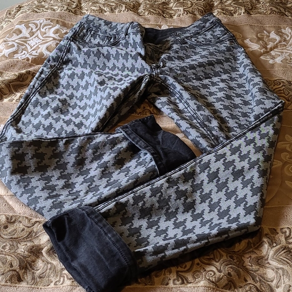 Ladies reversible fashion jeans never worn - Picture 2 of 5